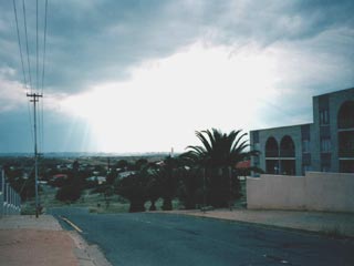 Namibia'97: dunkle Wolken über WDH