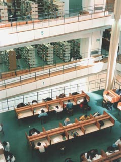 Namibia'97: Bibiliothek der UNAM